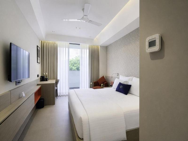 Grand Continent Hotel, Gurugram, Sector 45 image