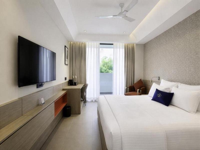 Grand Continent Hotel, Gurugram, Sector 45 image