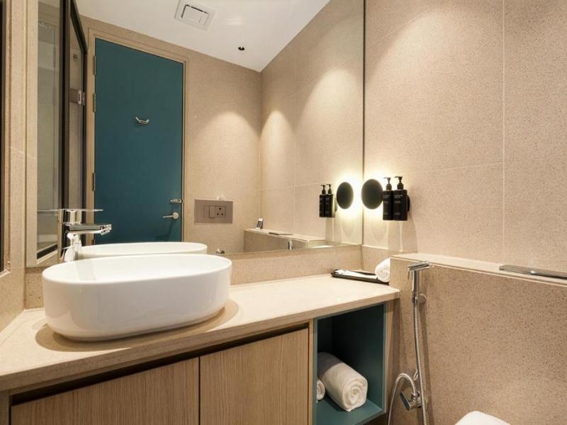 Grand Continent Hotel, Gurugram, Sector 45 image