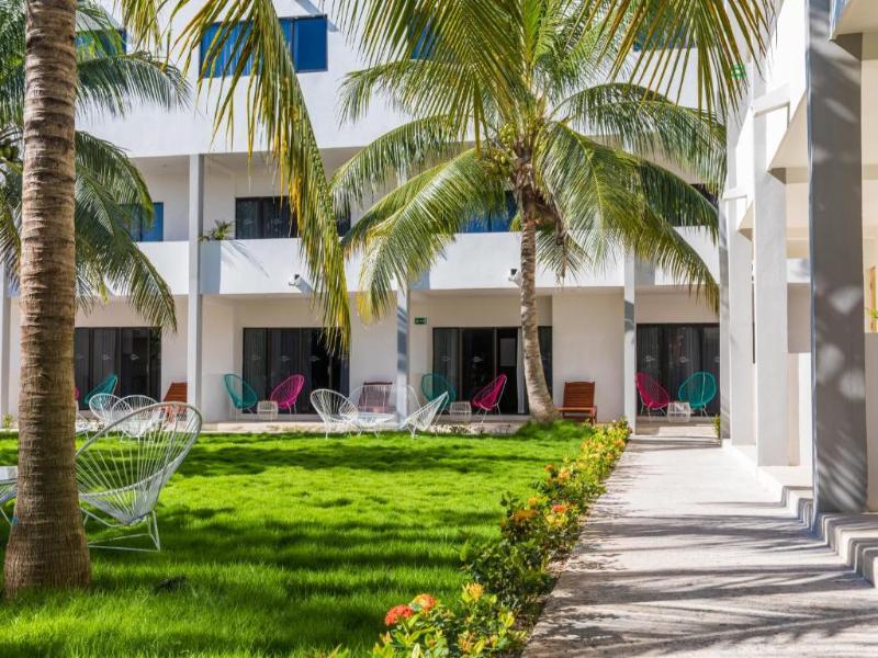 Hotel Ojo De Agua — general view