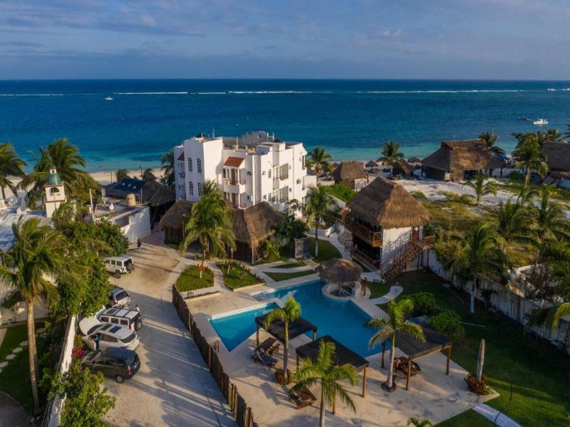 Hotel & Beachclub Ojo De Agua — general view