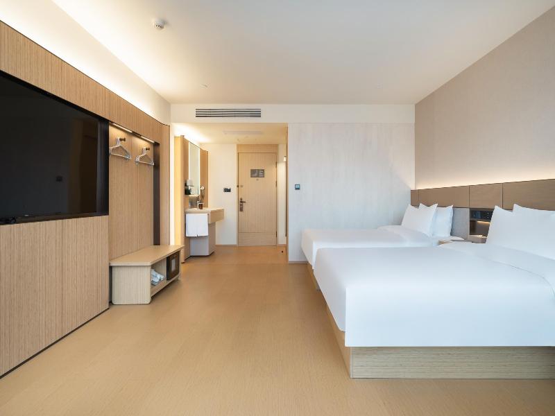 Scenic View Twin Room