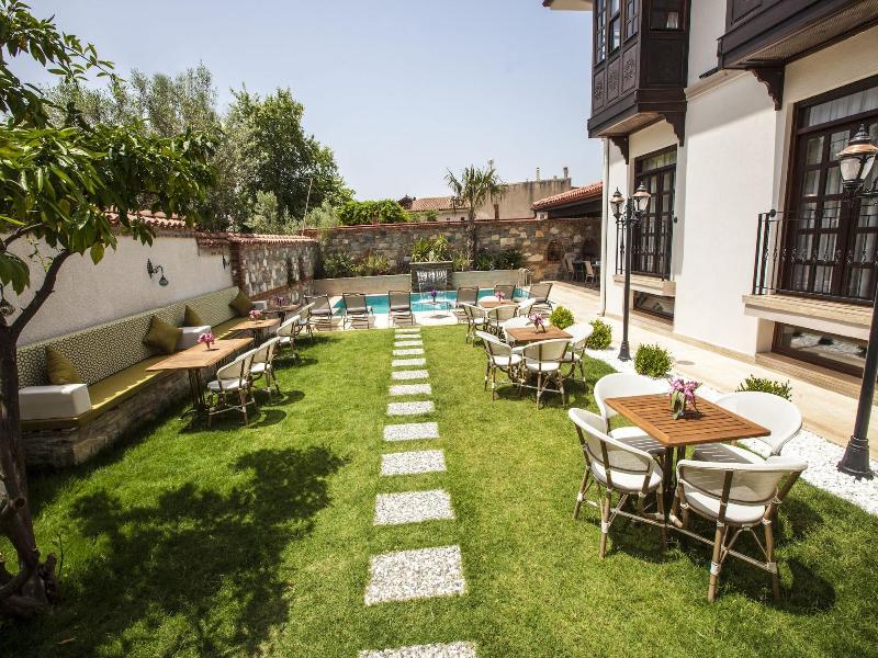 Livia Garden Hotel
