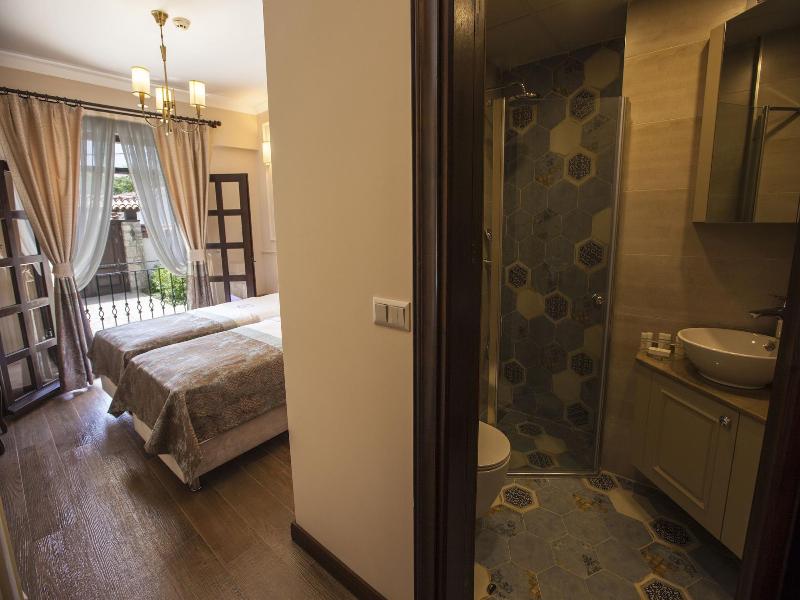 Livia Garden Hotel — photo 18