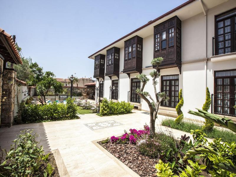 Livia Garden Hotel — photo 9