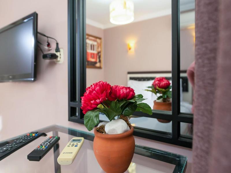 Bright Apart Hotel image