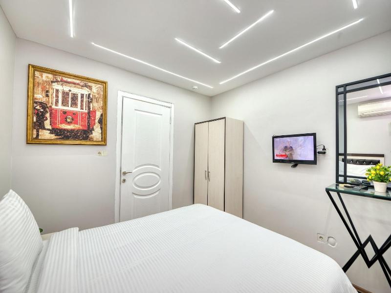Bright Apart Hotel image