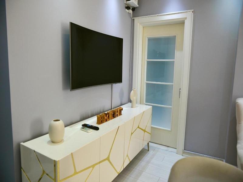Bright Apart Hotel image