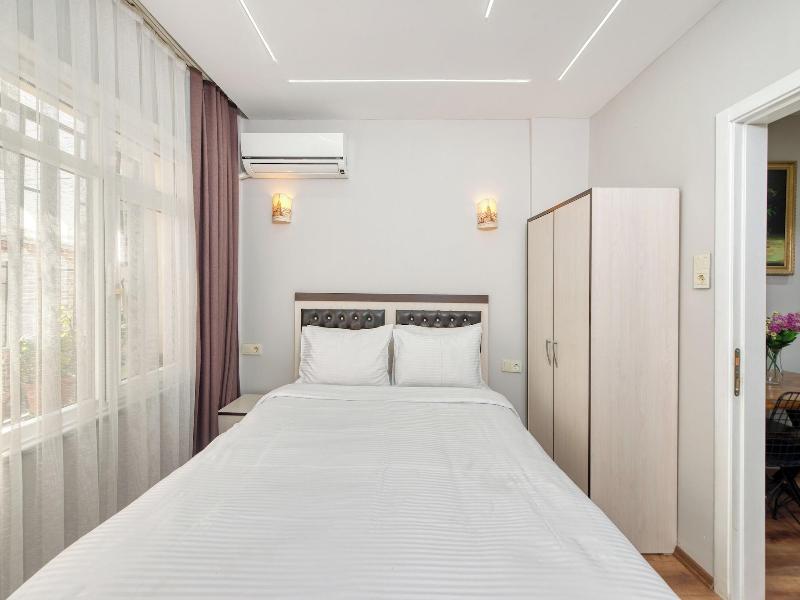 Bright Apart Hotel image