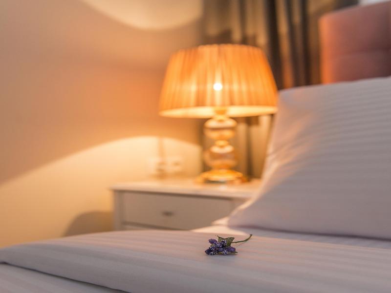 Bright Apart Hotel image