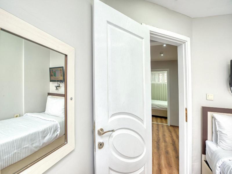 Bright Apart Hotel image