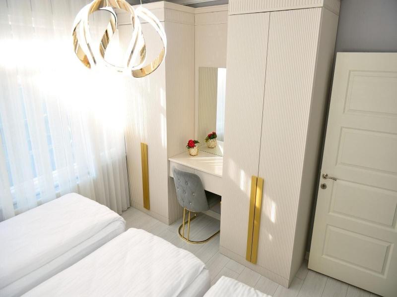 Bright Apart Hotel image