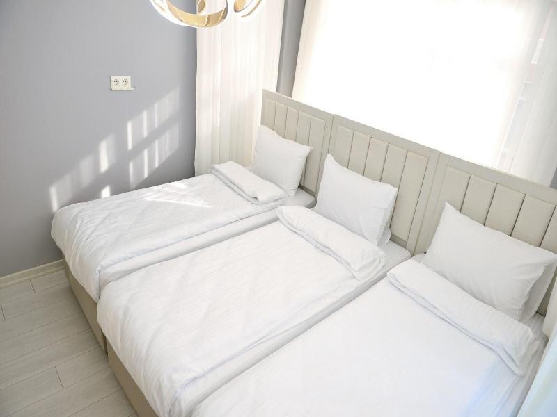 Bright Apart Hotel image