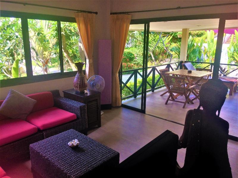 Chor Chang Villa Resort image