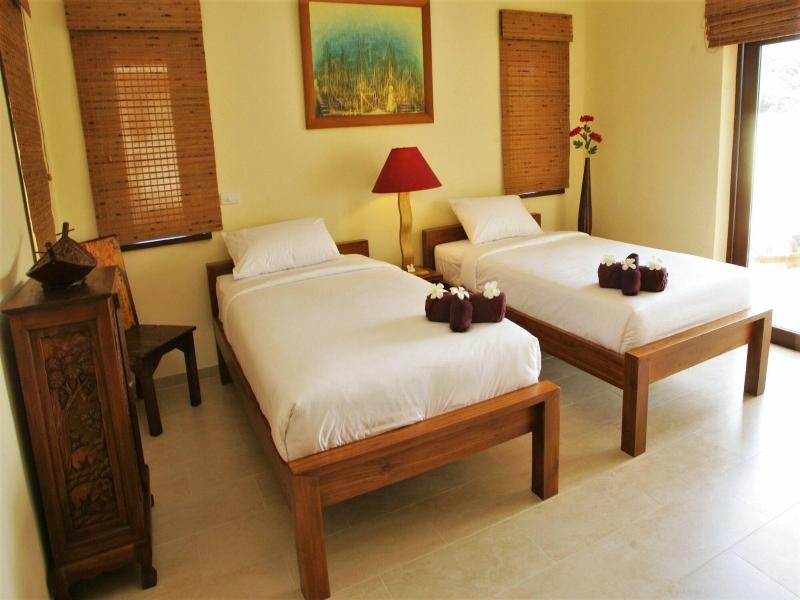 Chor Chang Villa Resort image
