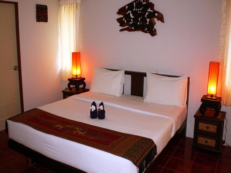 Chor Chang Villa Resort image