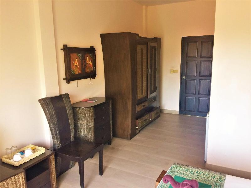 Chor Chang Villa Resort image