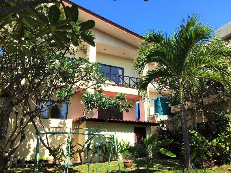 Chor Chang Villa Resort image