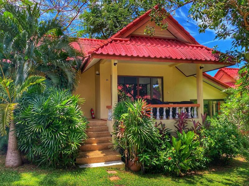 Chor Chang Villa Resort image