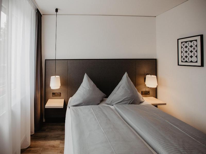 Arivo Aparthotel image