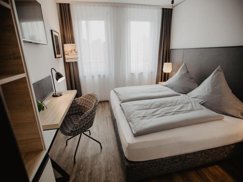 Arivo Aparthotel image