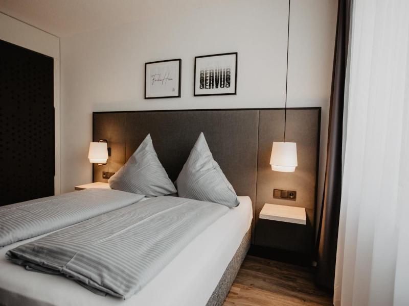 Arivo Aparthotel image