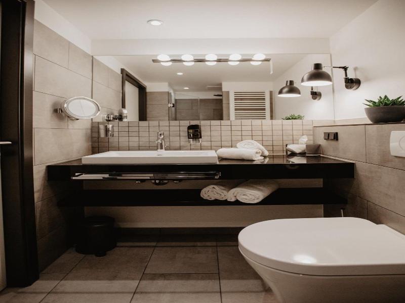 Arivo Aparthotel image