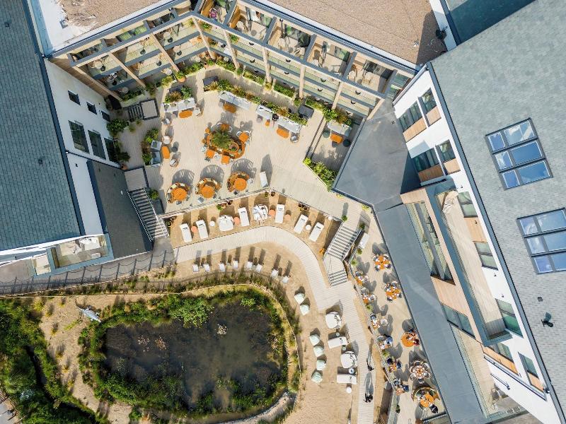 Harbour Beach Club Hotel image