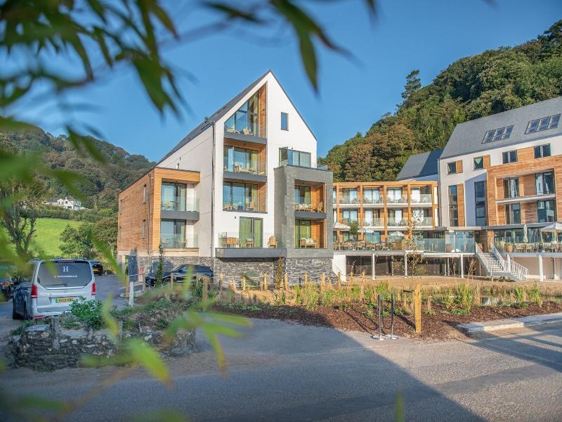 Harbour Beach Club Hotel image