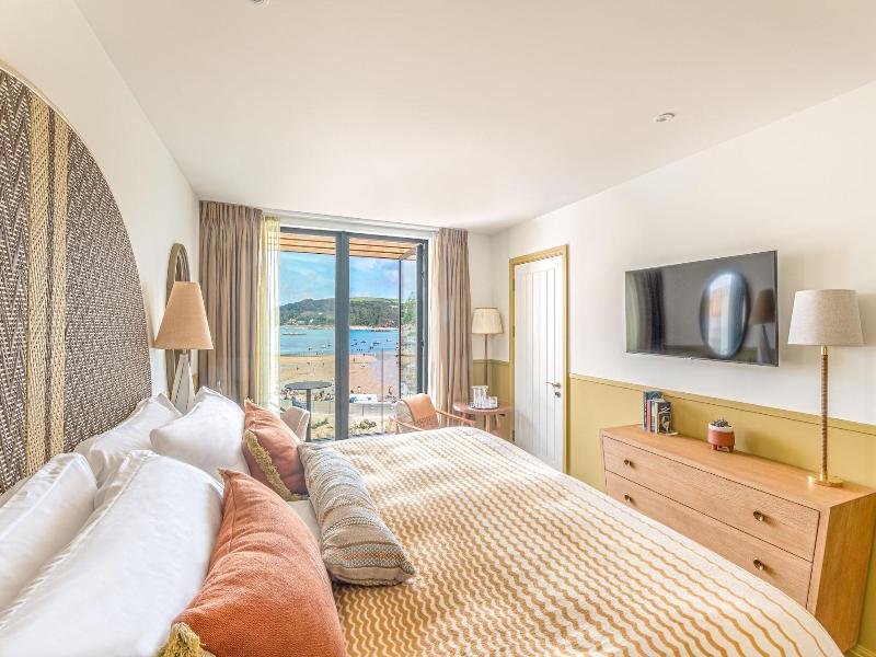 Harbour Beach Club Hotel image