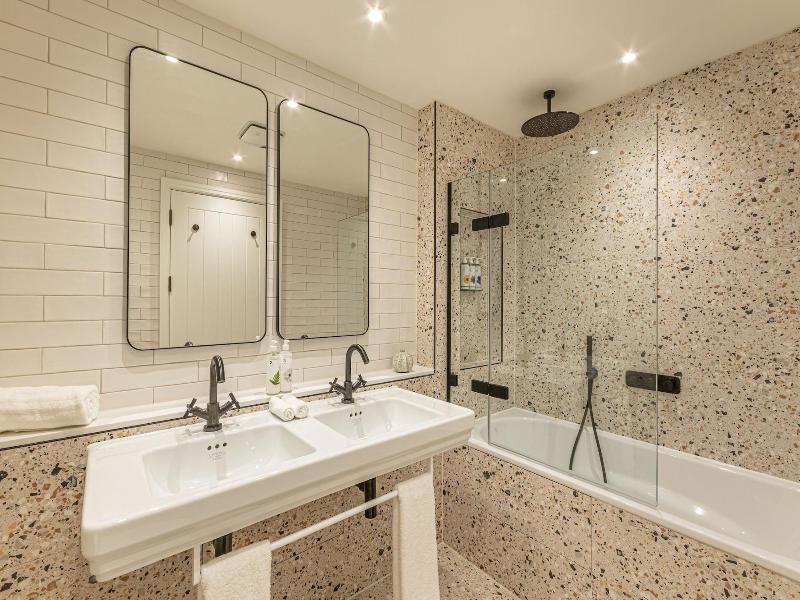 Harbour Beach Club Hotel image