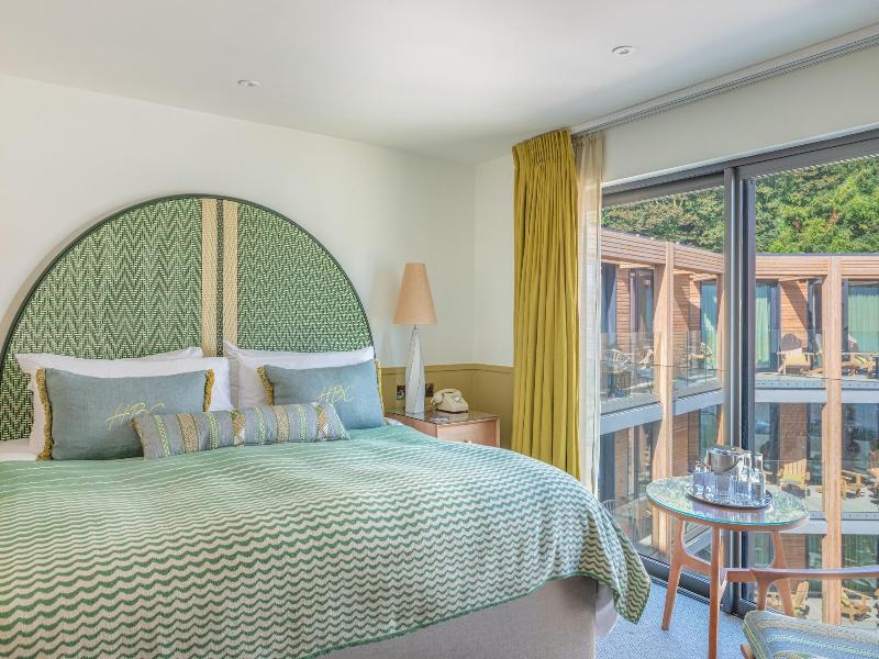Harbour Beach Club Hotel image