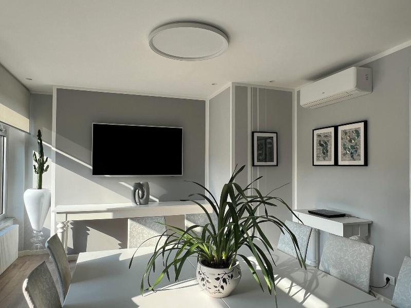 La Pace image
