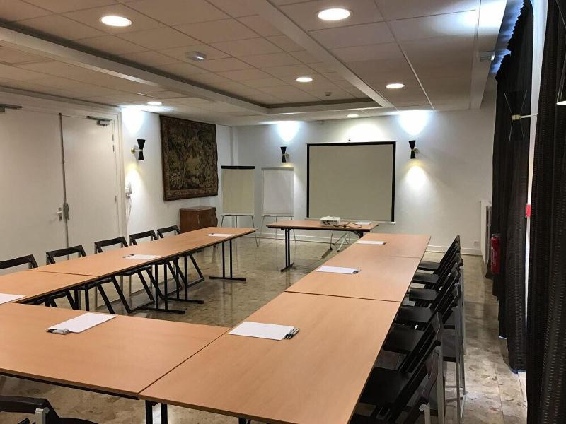 Hotel Le Cercle image