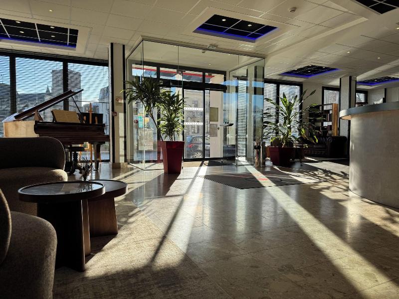 Hotel Le Cercle image