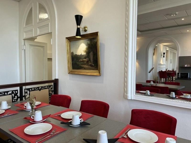 Hotel Le Cercle image
