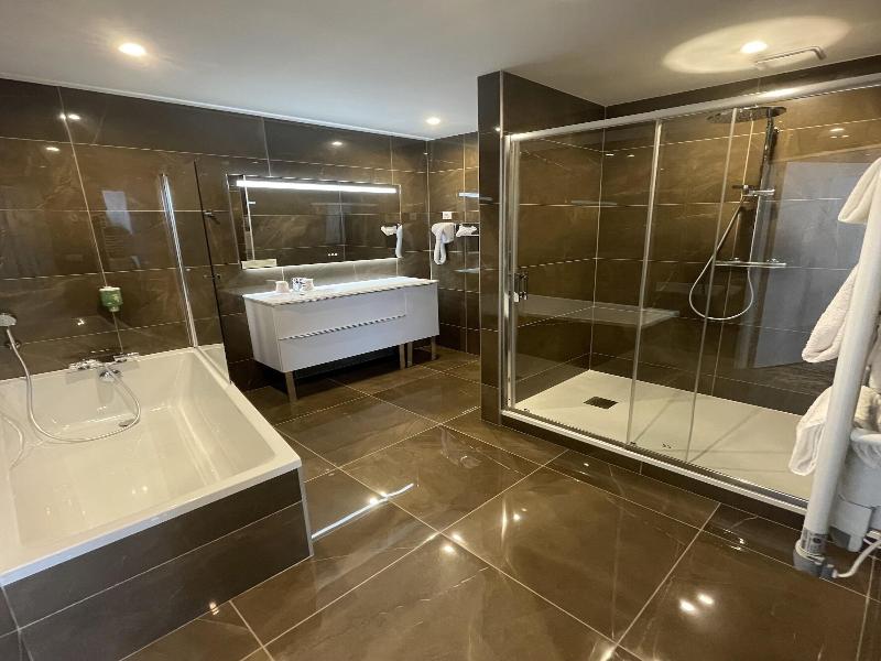 Hotel Le Cercle image