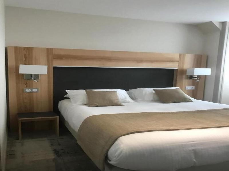 Hotel Le Cercle image