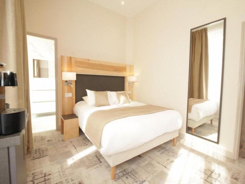 Hotel Le Cercle image