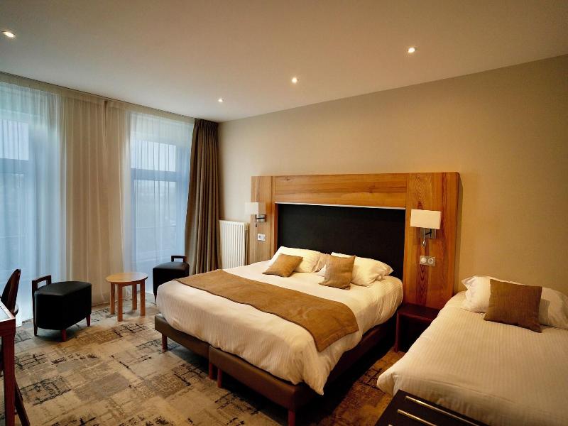Hotel Le Cercle image
