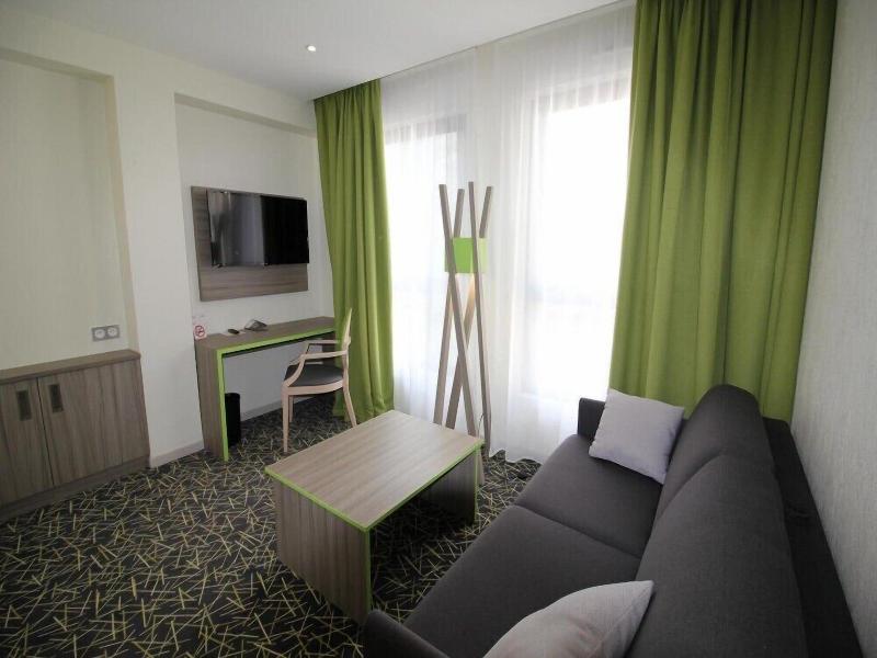 Hotel Le Cercle image