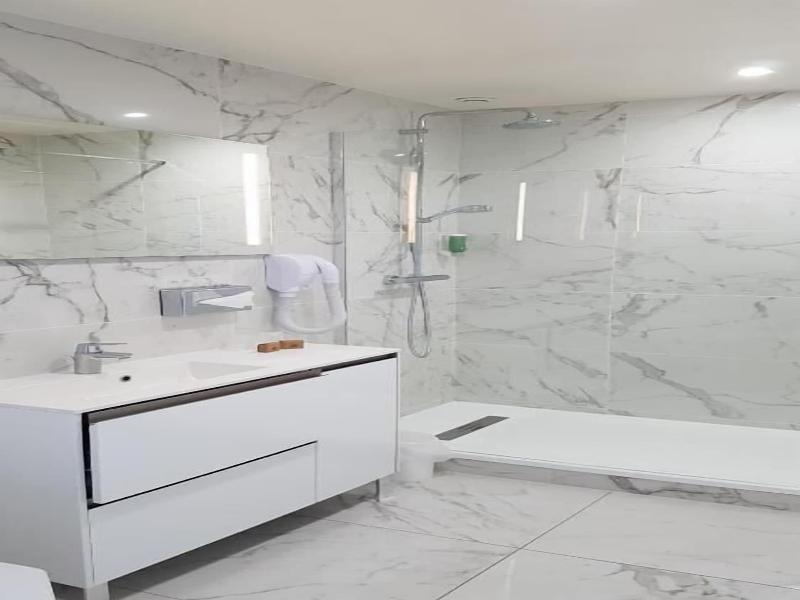 Hotel Le Cercle image
