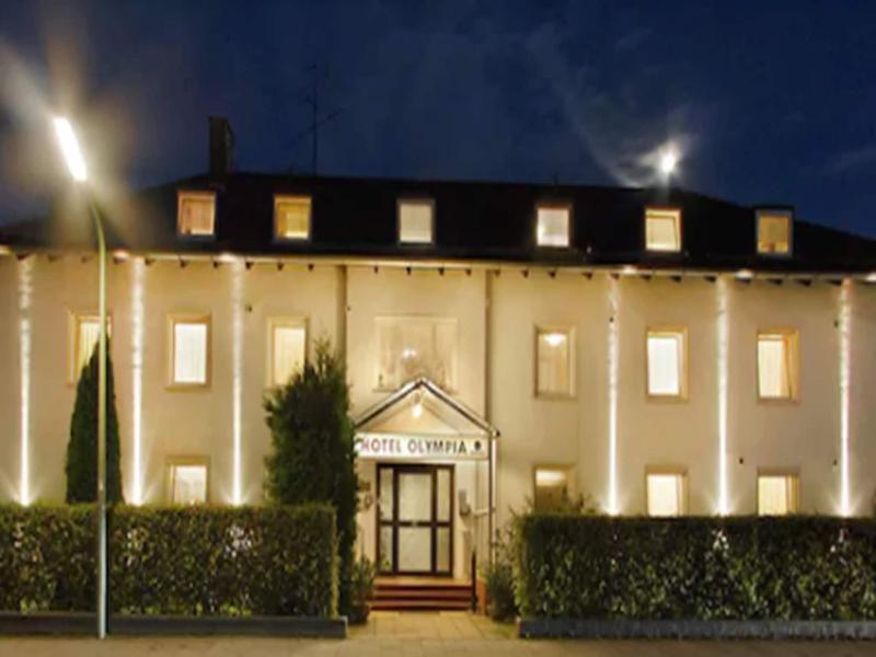 Hotel Olympia — general view