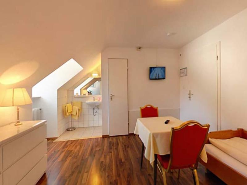 Hotel Olympia image