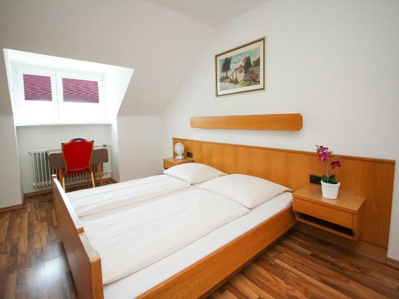 Hotel Olympia image