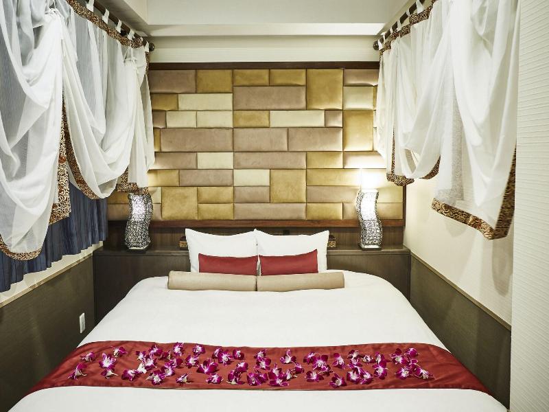 Hotel Petit Bali Higashishinjuku Adults Only image