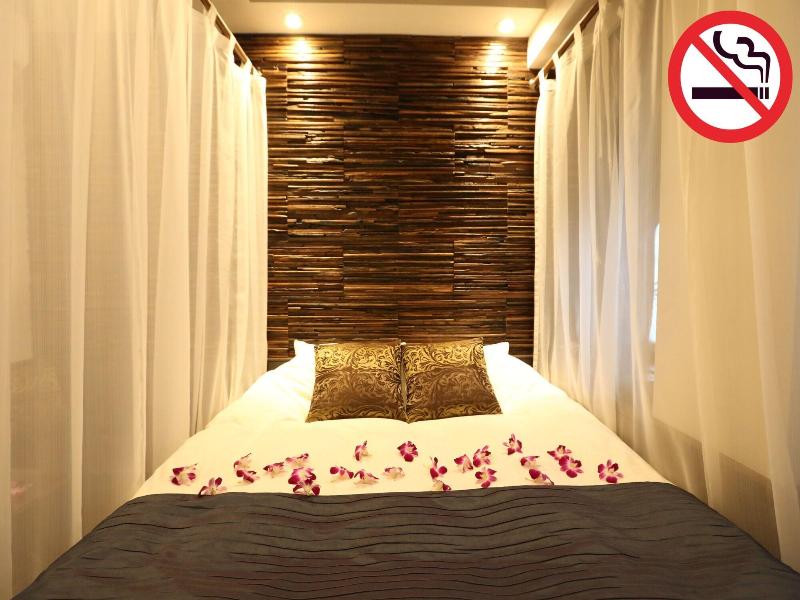 Hotel Petit Bali Higashishinjuku Adults Only image