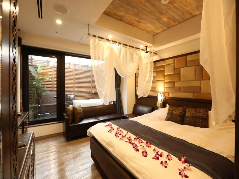 Hotel Petit Bali Higashishinjuku Adults Only image