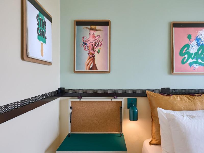 Moxy Virginia Beach Oceanfront image