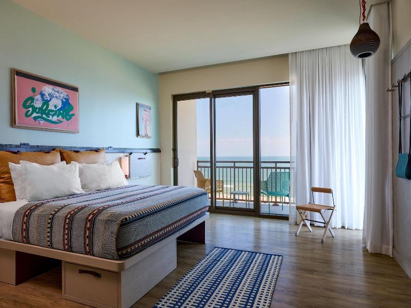 Moxy Virginia Beach Oceanfront image